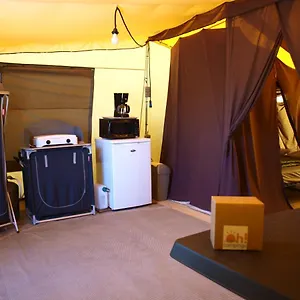 Camping Oh! La Brise ***